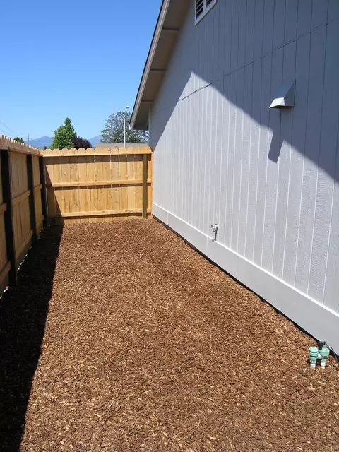 1491 Purple Way, Redding, CA 96003 photo 25