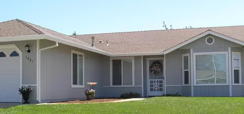 1491 Purple Way, Redding, CA 96003 photo 3