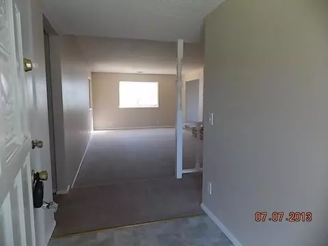 2440 Starlight Blvd, Redding, CA 96001 photo 2