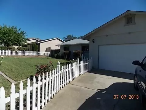 2440 Starlight Blvd, Redding, CA 96001 photo 1