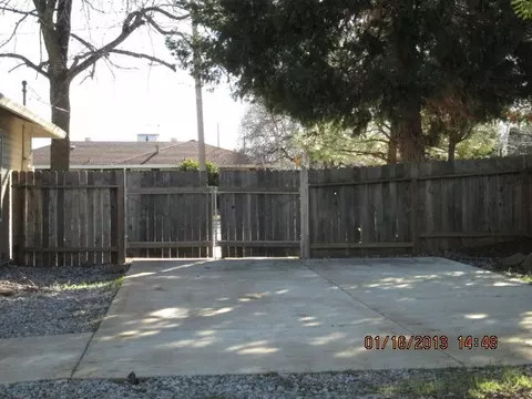 19510 Medo Vale Ln, Redding, CA 96002 photo 9