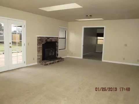 19510 Medo Vale Ln, Redding, CA 96002 photo 7