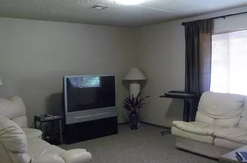 3711 Bechelli Ln, Redding, CA 96002 photo 2