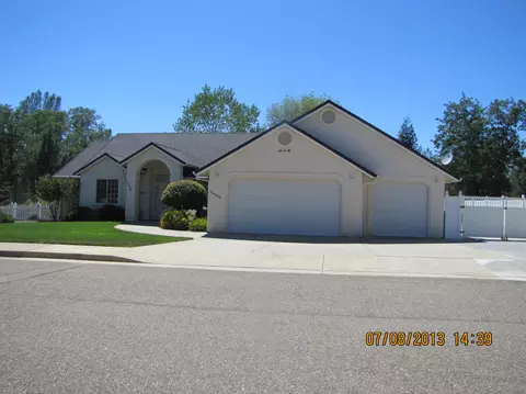 11660 Ridgewood Rd, Redding, CA 96003 photo 1