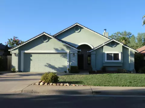 522 Martinique Cir, Redding, CA 96003 photo 1