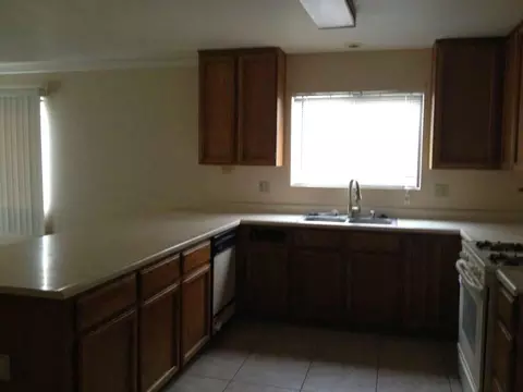 1556 Lacey Ln, Redding, CA 96003 photo 14