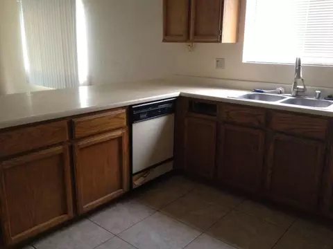 1556 Lacey Ln, Redding, CA 96003 photo 12