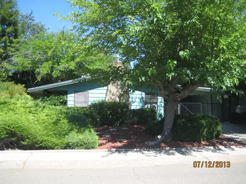 804 Loma, Redding, CA 96001 photo 3