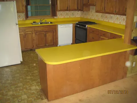 804 Loma, Redding, CA 96001 photo 13