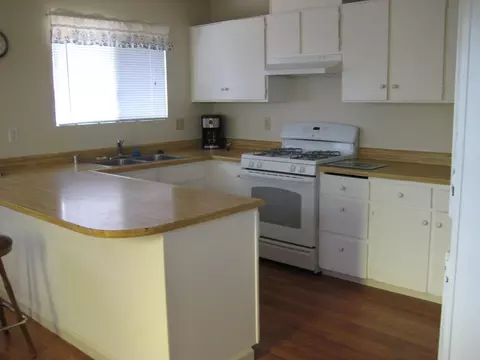 1934 Vale Dr, Redding, CA 96002 photo 11
