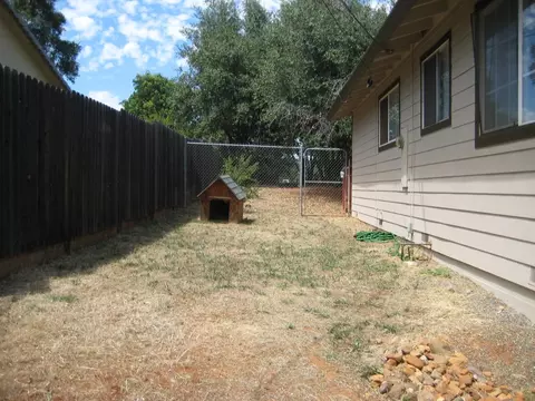1934 Vale Dr, Redding, CA 96002 photo 8