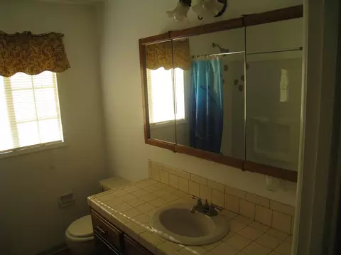 1595 Oakdale Ln, Redding, CA 96002 photo 13