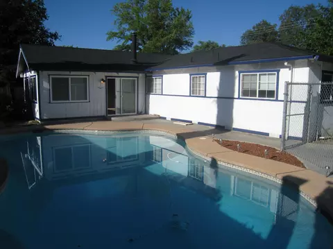 1595 Oakdale Ln, Redding, CA 96002 photo 8
