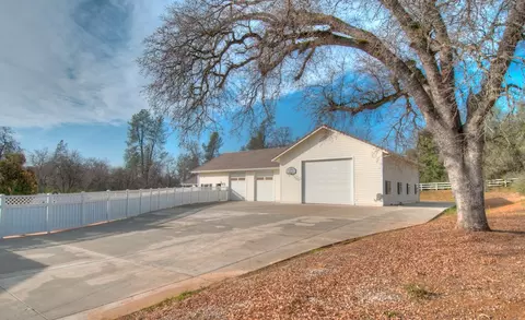 13398 Mitchellinda Dr, Redding, CA 96003 photo 38