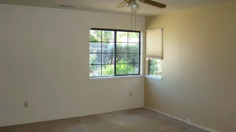 3611 Canterbury Dr, Redding, CA 96002 photo 8