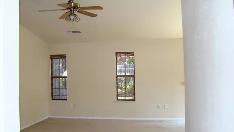 3611 Canterbury Dr, Redding, CA 96002 photo 6