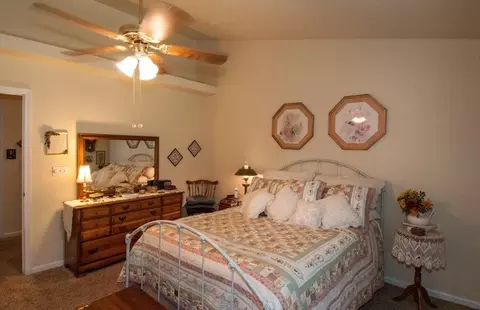594 Martinique, Redding, CA 96003 photo 14