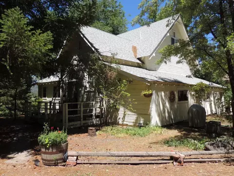 18690 Doty Rd, Hat Creek, CA 96040 photo 1