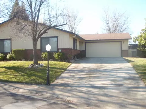 2144 Renoir, Redding, CA 96001 photo 1