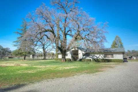 9241 Omega Ln, Redding, CA 96002 photo 30