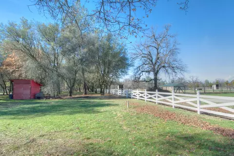 9241 Omega Ln, Redding, CA 96002 photo 25