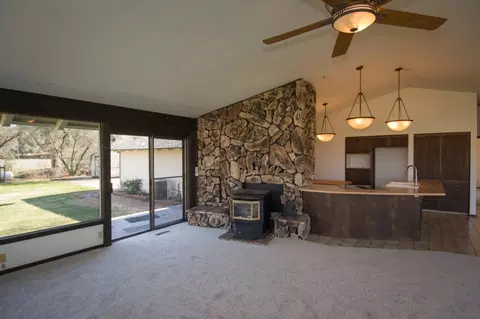 9241 Omega Ln, Redding, CA 96002 photo 38
