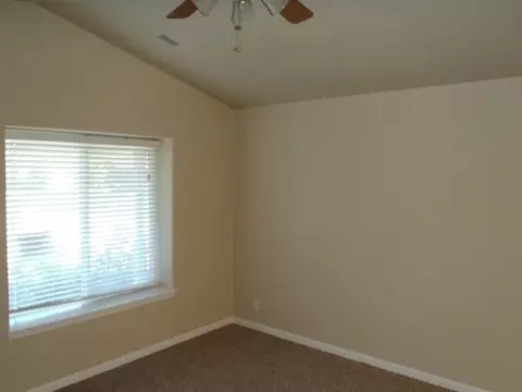 1119 West St, Corning, CA 96021 photo 5