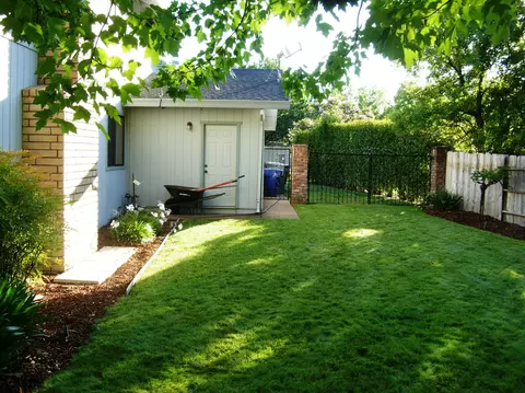 1601 El Capitan, Redding, CA 96001 photo 8
