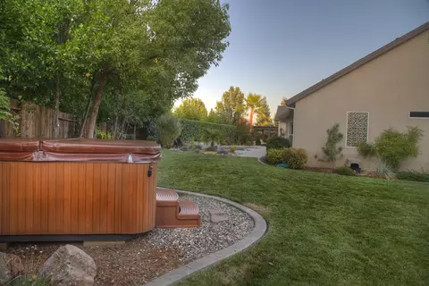 2652 Eel Dr, Redding, CA 96002 photo 33