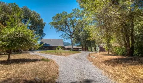 8674 Muletown Rd, Redding, CA 96001 photo 10