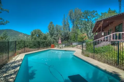 8674 Muletown Rd, Redding, CA 96001 photo 2