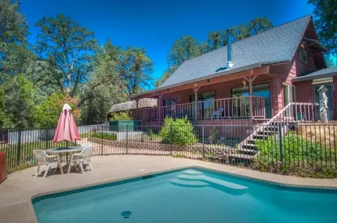8674 Muletown Rd, Redding, CA 96001 photo 1