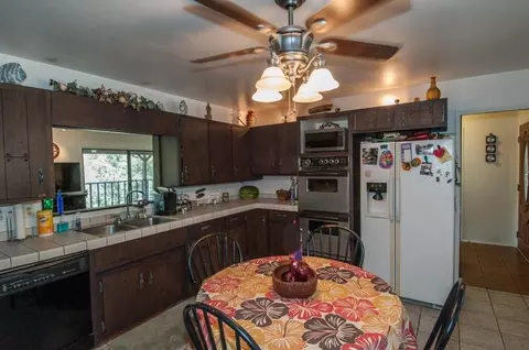 8674 Muletown Rd, Redding, CA 96001 photo 18