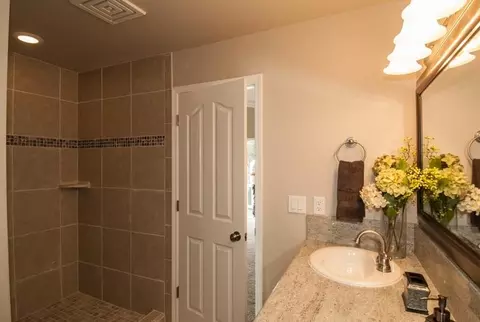 20816 Blackfoot Trl, Redding, CA 96003 photo 32