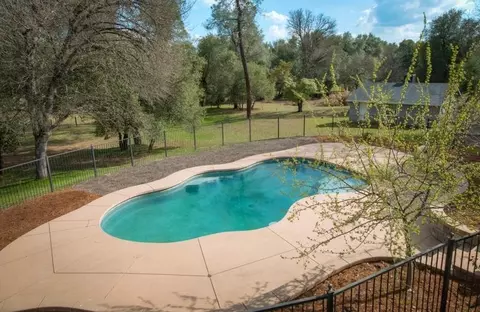 20816 Blackfoot Trl, Redding, CA 96003 photo 37