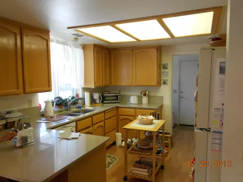 2163 Hartly Cir, Redding, CA 96003 photo 7