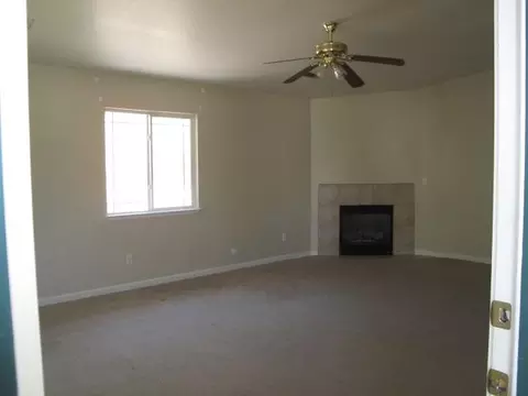 5571 Jan Ct, Redding, CA 96003 photo 4
