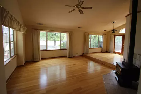 1810 Gold Hls, Redding, CA 96003 photo 3