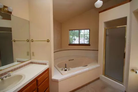 1810 Gold Hls, Redding, CA 96003 photo 18