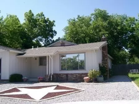 2077 Merle Dr, Redding, CA 96001 photo 1