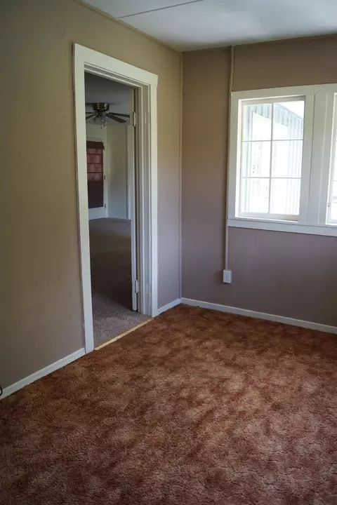 19033 W Niles Ln, Redding, CA 96002 photo 27