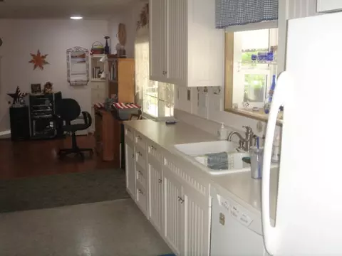 4511 Nugget Ln, Redding, CA 96003 photo 6