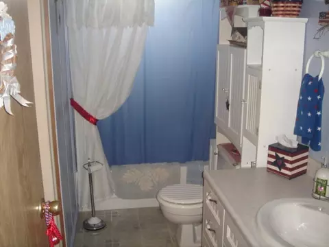 4511 Nugget Ln, Redding, CA 96003 photo 10