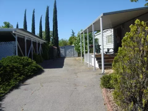 4511 Nugget Ln, Redding, CA 96003 photo 3