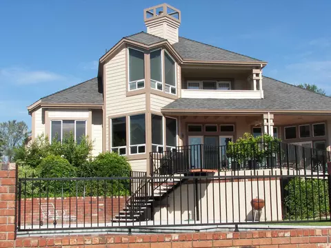 1685 St Andrews Dr, Redding, CA 96003 photo 3