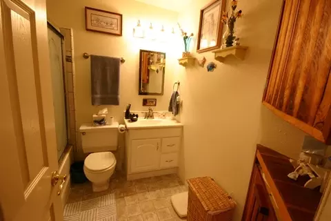 4555 Enchanted Way, Redding, CA 96001 photo 7