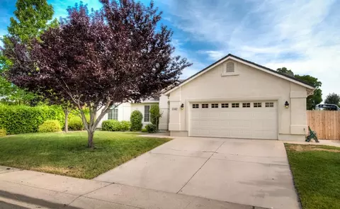 3342 Landmark Ct, Redding, CA 96001 photo 1