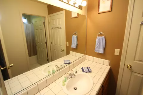 546 Armando, Redding, CA 96003 photo 6