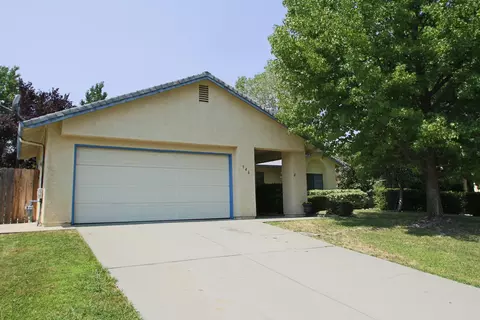 546 Armando, Redding, CA 96003 photo 1