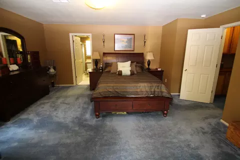 546 Armando, Redding, CA 96003 photo 9